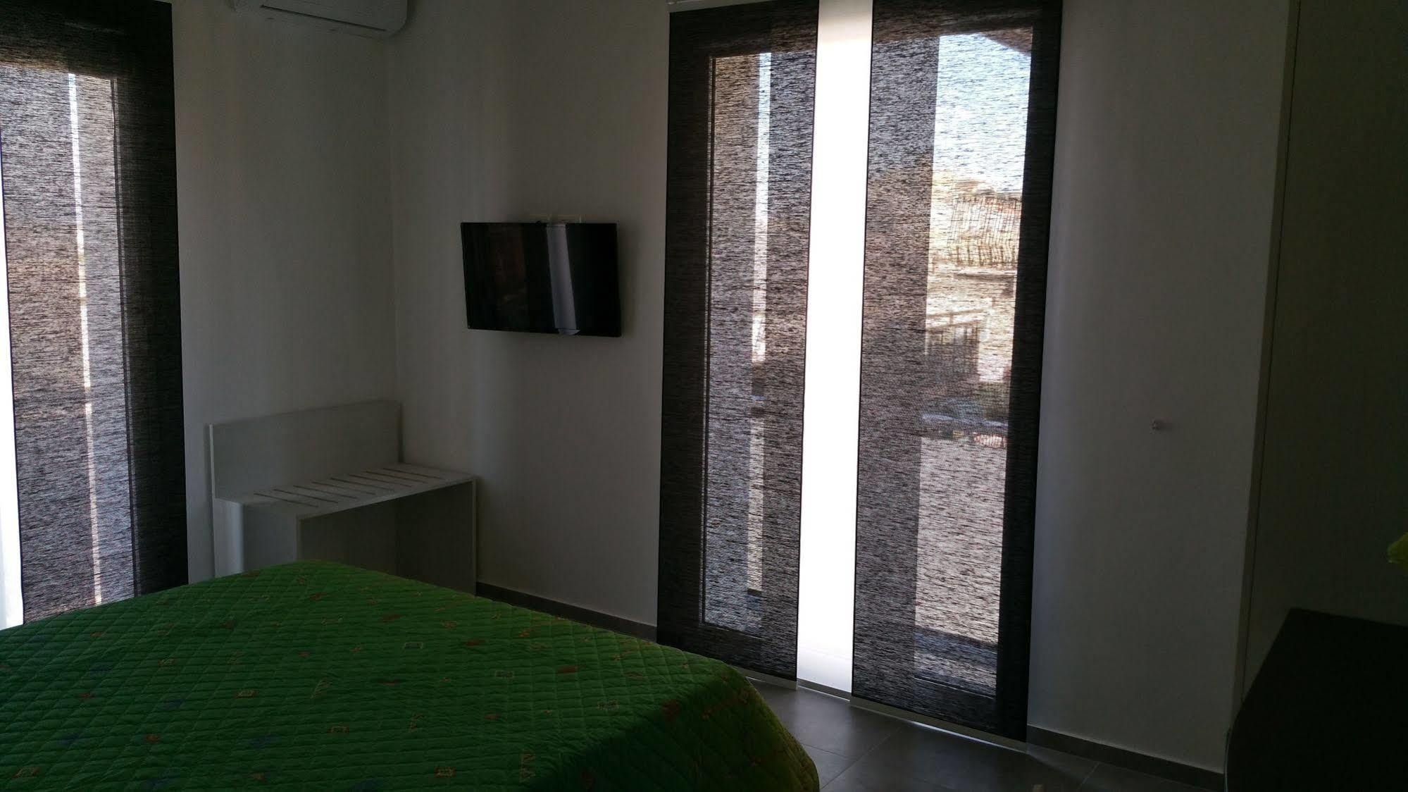 La Terrazza B&B Comiso Dış mekan fotoğraf